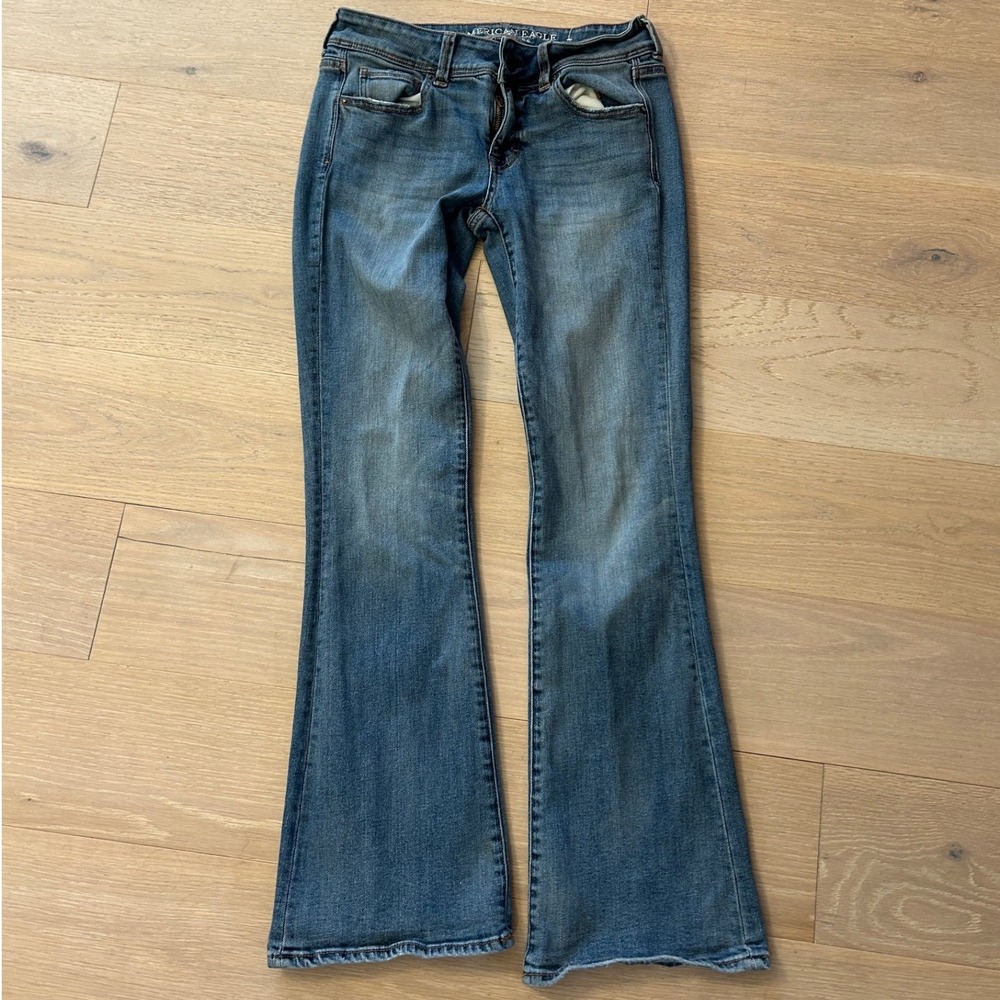 American Eagle Kick Boot Stretch X Medium Wash Flare Jeans Size 4 Regular